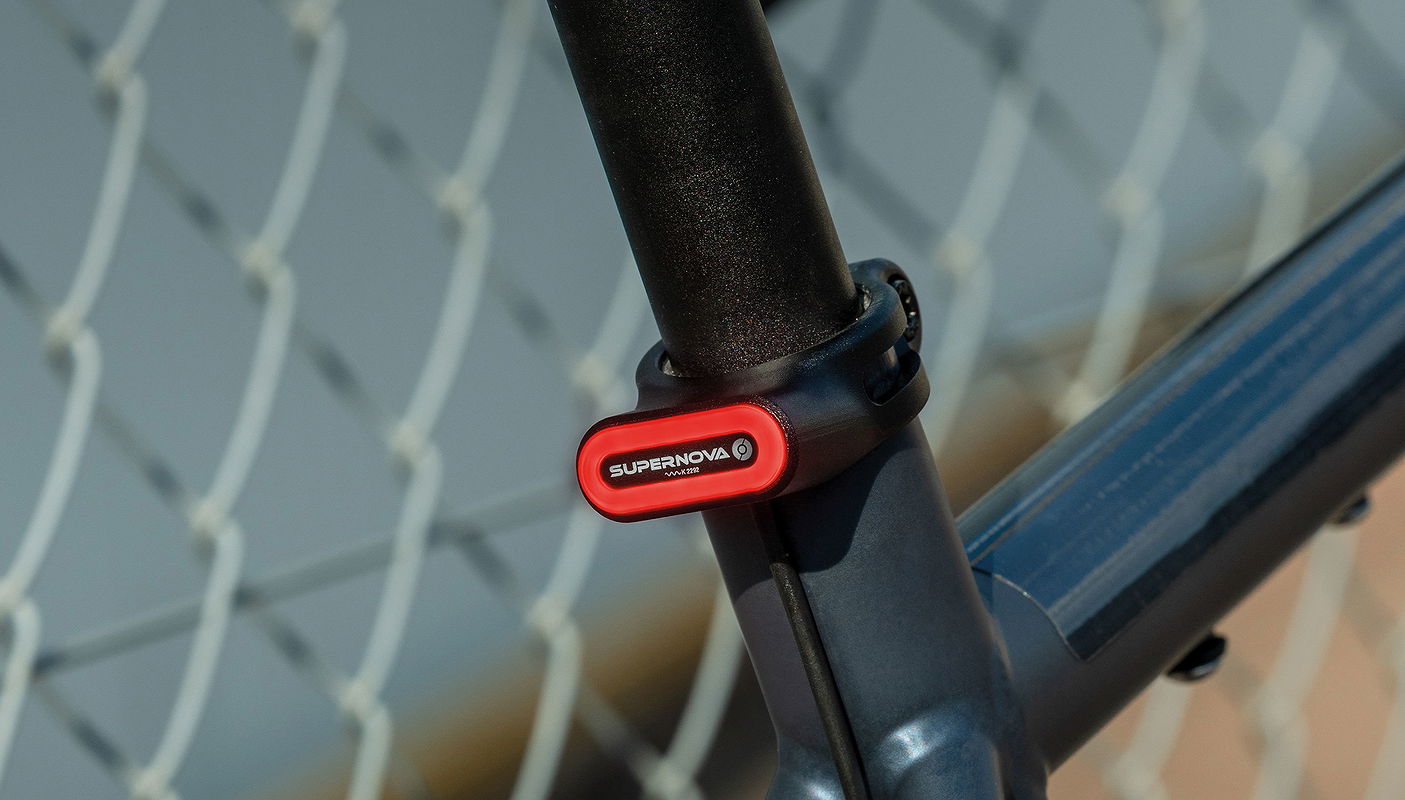 Supernova E-Bike Rücklicht Tail Light TL3 Mini Seatpost Clamp Montage am Sitzrohr Ø 34,9mm 6 Volt