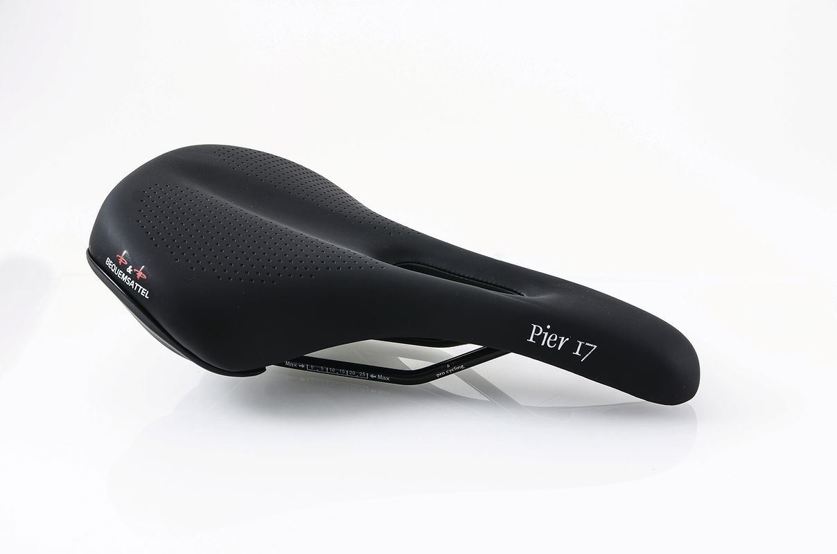 P&P Trekking Sattel Pier 17 Moderate schwarz L265 x B165 mm / 385 g Unisex